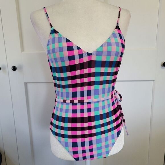 Hula honey check it out belted one-piece swimsuit - Picture 8 of 8